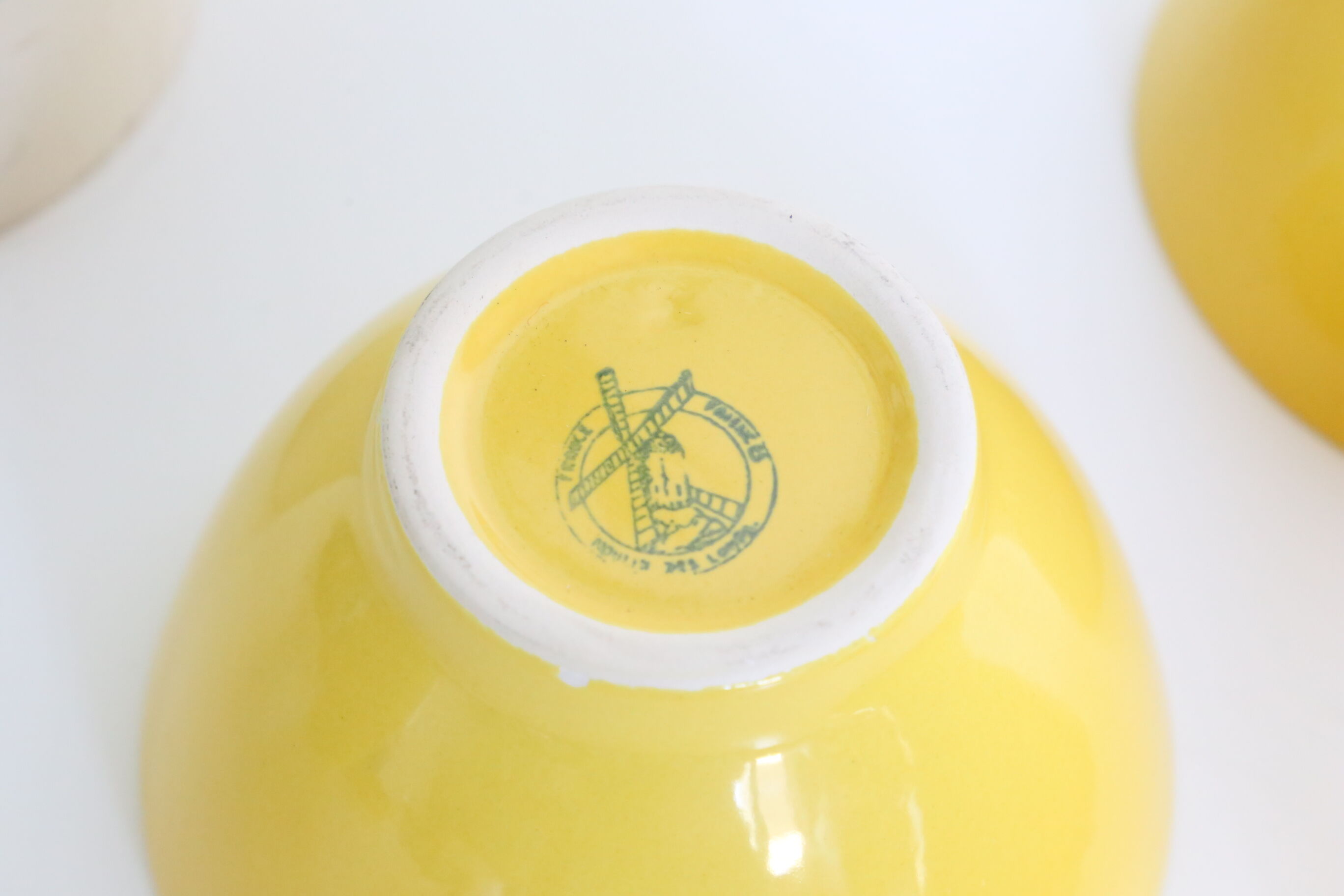 6 yellow bowls Moulin des Loups