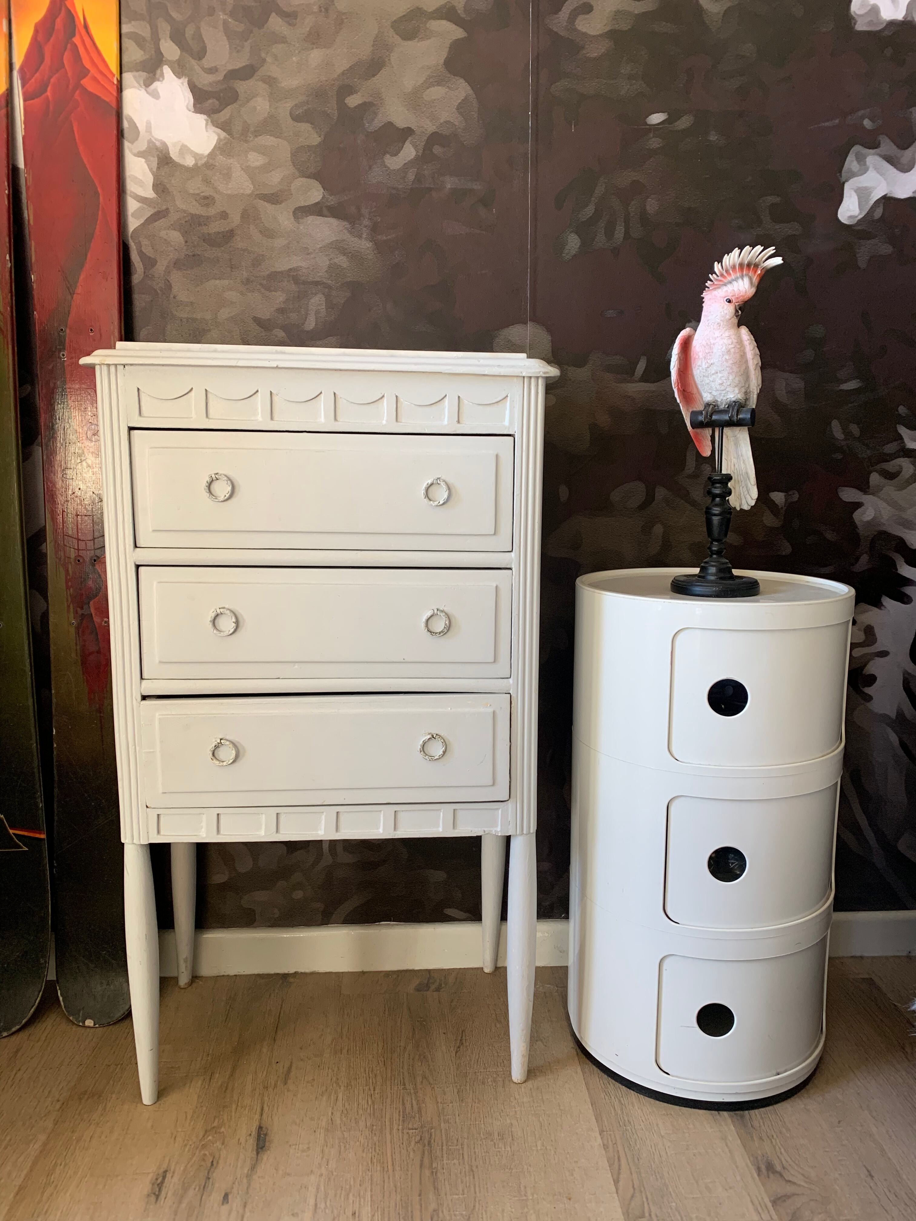 Chest of drawers from the 30s