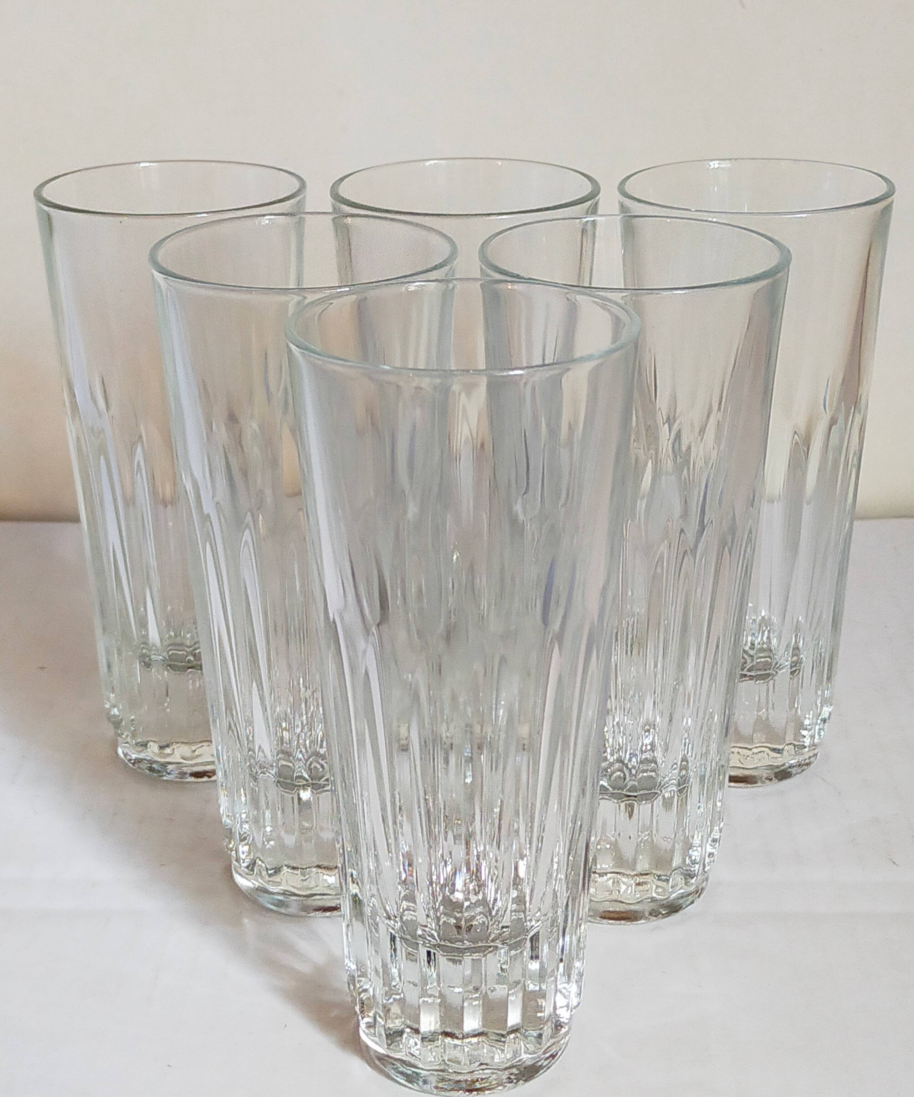 Six verres à anisette de bistrot vintages