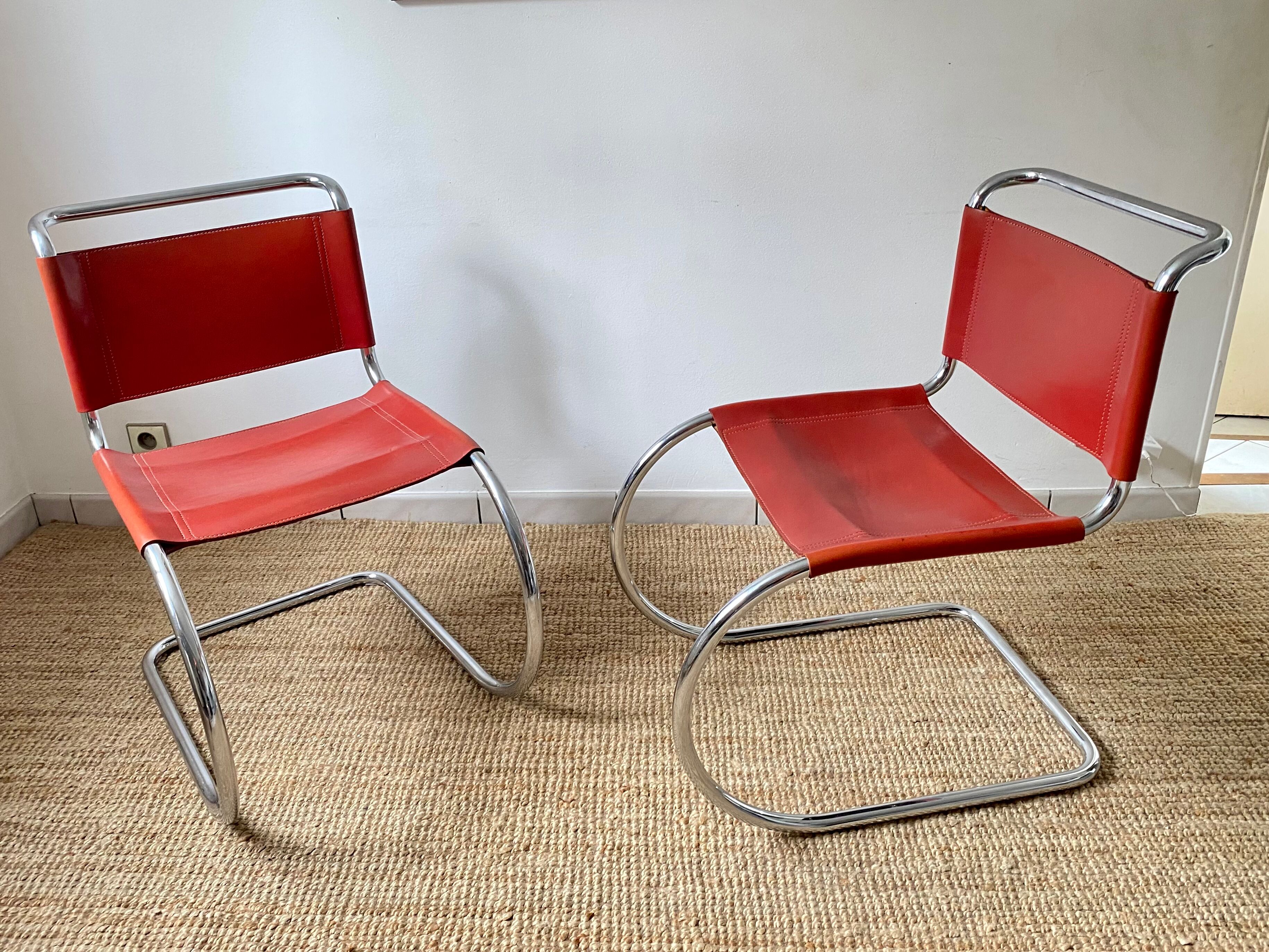 Pair of chairs MR 10 design Ludwig Mies Van Der Rohe vintage edition 90s
