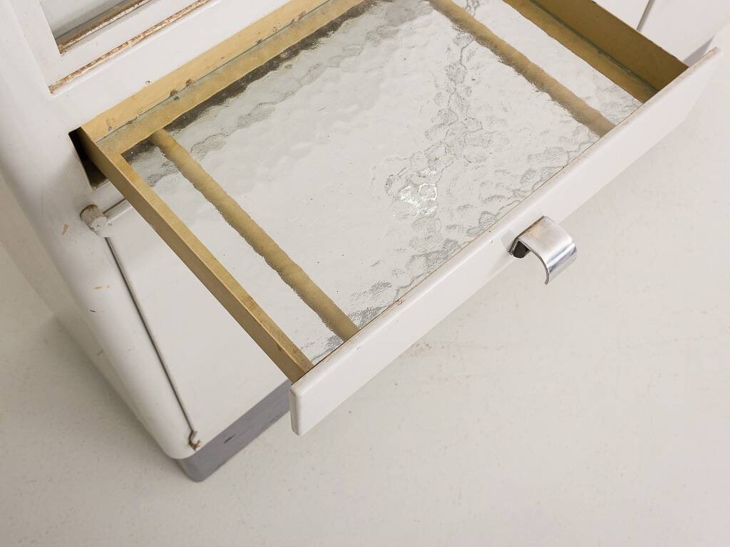 Industrial metal trade furniture equipped with display cases