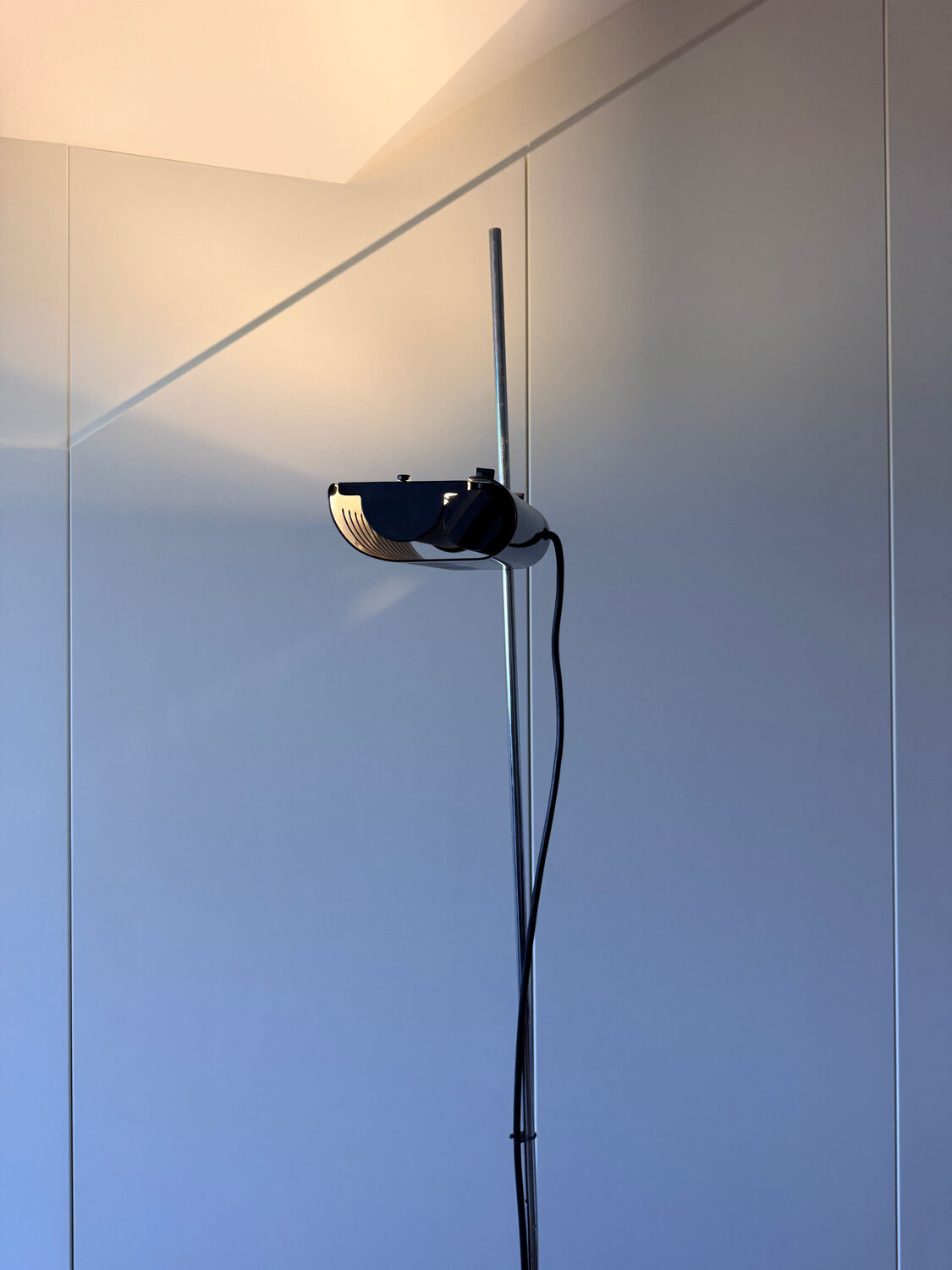 Colombo Floor Lamp – Joe Colombo for Oluce – vintage Italian design –