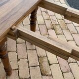 Extendable oak table