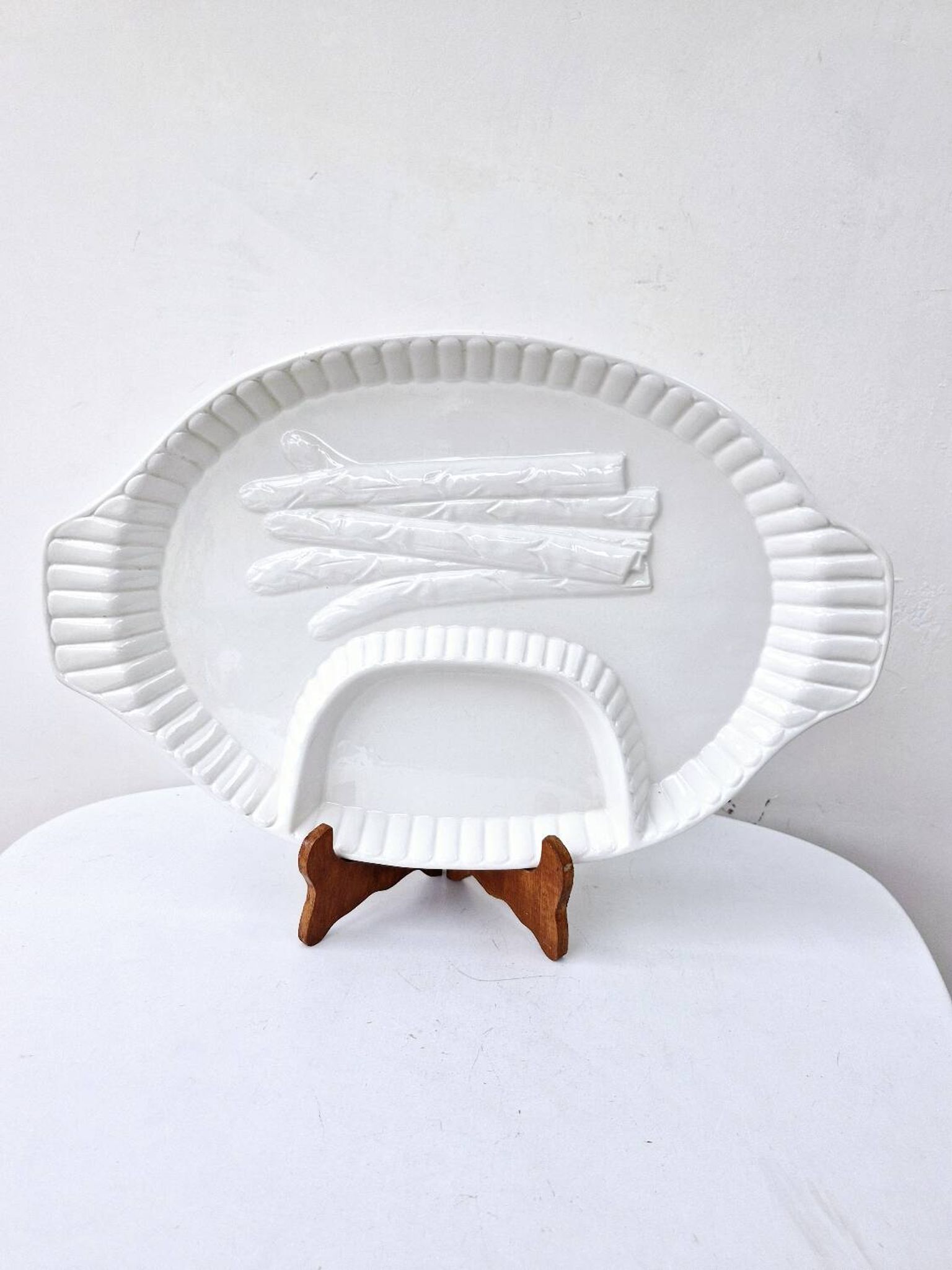 Large compartmented asparagus dish vintage white ceramic slush 43.5x28 cm