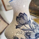 Small ceramic vase with cracked look