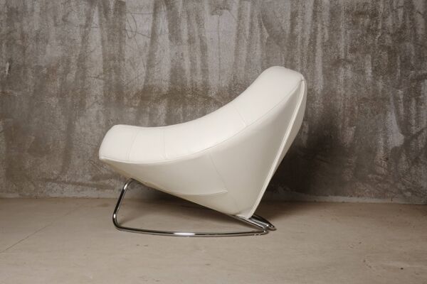 Fauteuil en cuir blanc et acier chromé Falkenberg x Rom AG, 1990
