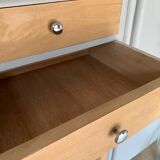 Asymmetrical cabinet