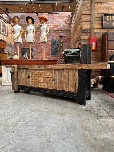 Large workbench Early 20th century
