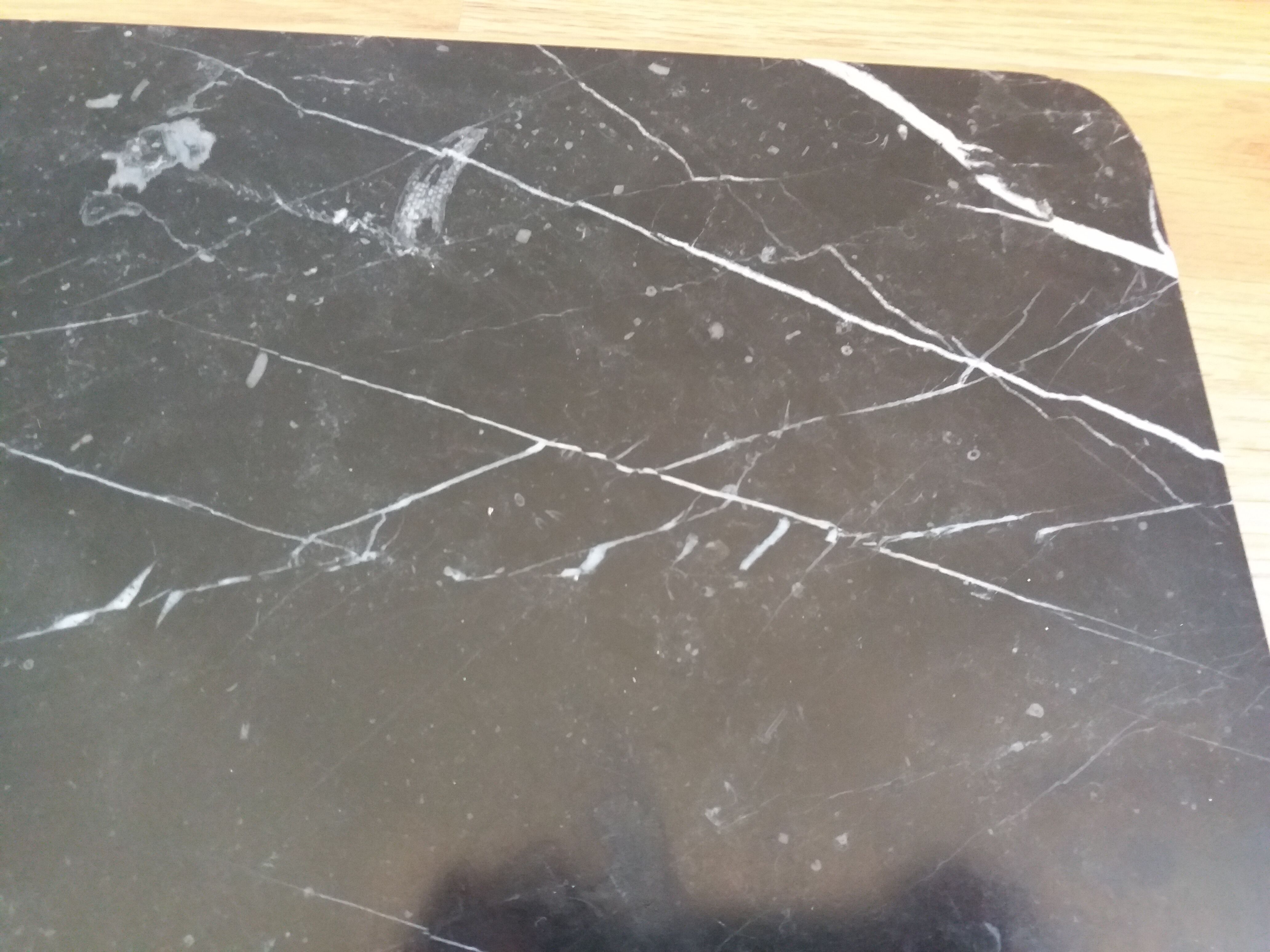 Black and white marble centerpiece top