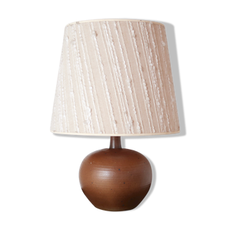 Lampe boule en grès de Pierre Digan, abat jour beige, années 60