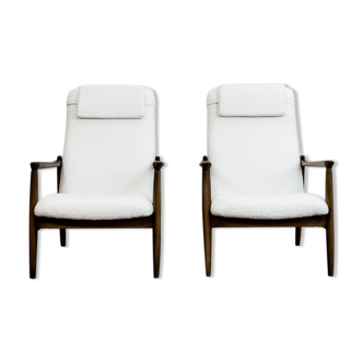 Pair of white boucle gfm 64 high back armchairs by edmund homa, 1960s