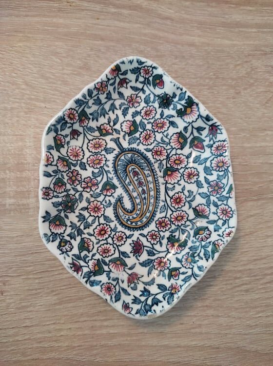 Empty pocket faiance Gien