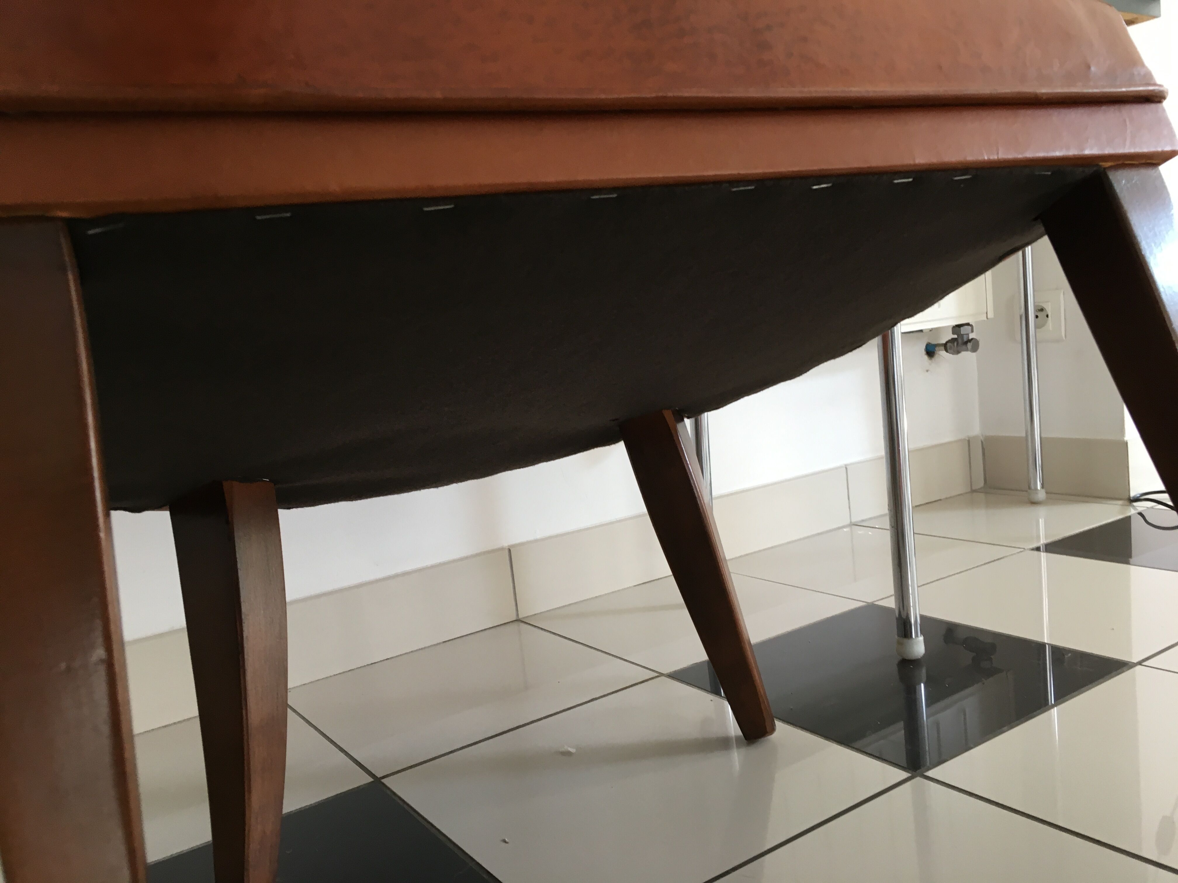 Leather club armchair