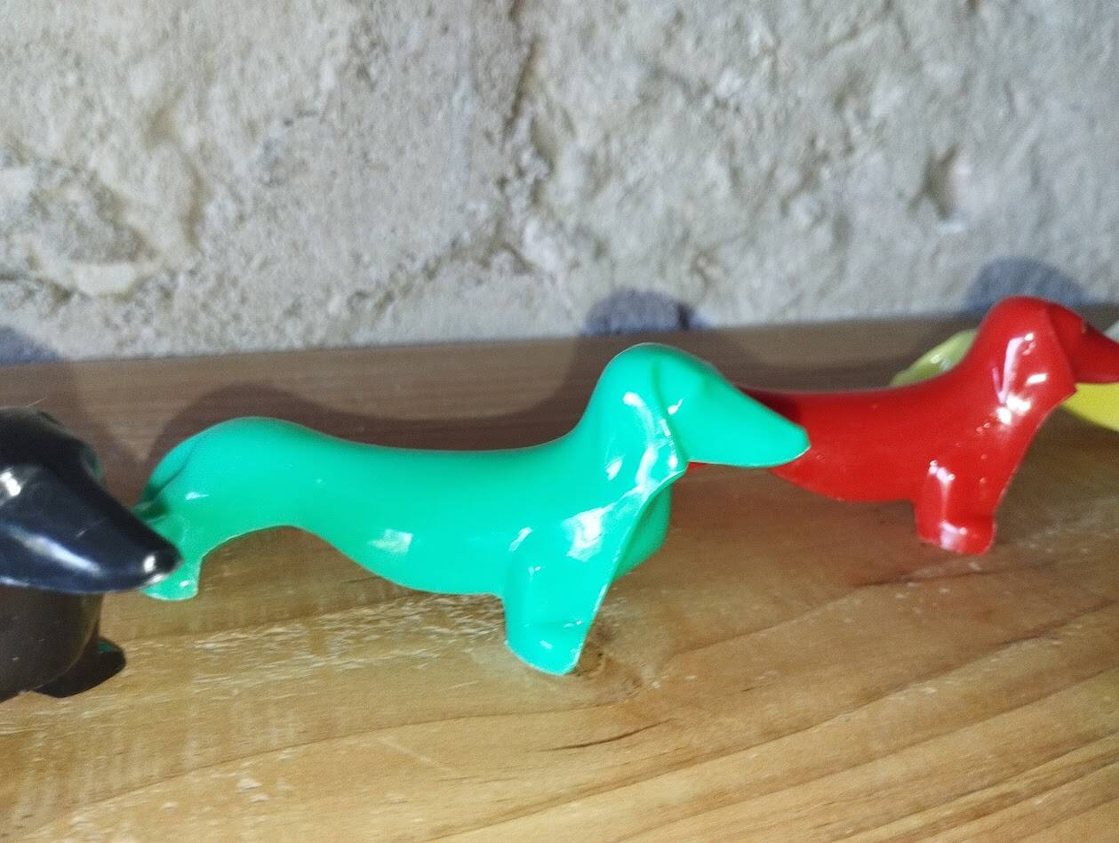 Series of dog knife rests – 1970s – Vallauris / Danone style – Vi