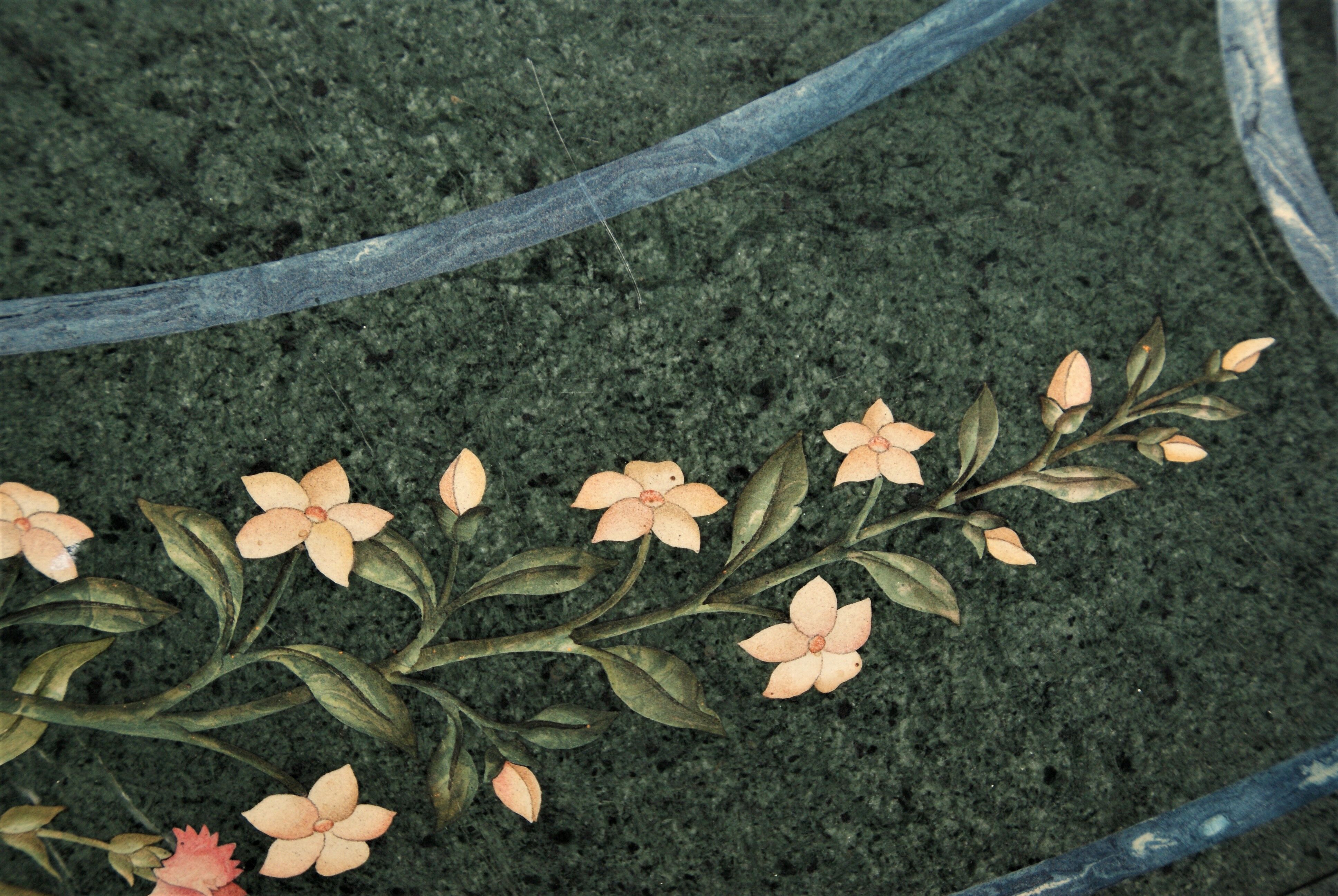 Great Italian table Scagliola