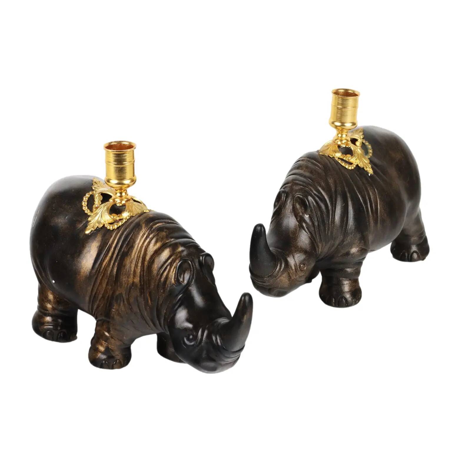 Paire de bougeoirs rhinocéros J. Luc Maisiere '900 en plâtre