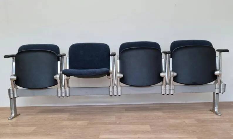 Mid-Century Four-Seater Bench Castelli, Axis 3000, Giancarlo Piretti, Italy, 1970s