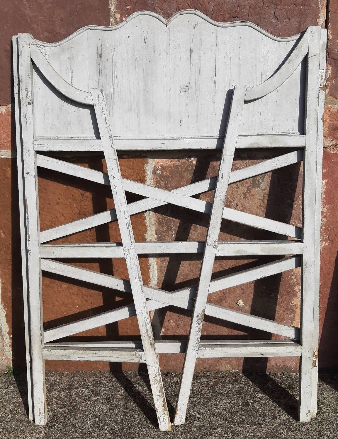 Plant shelf (foldable)