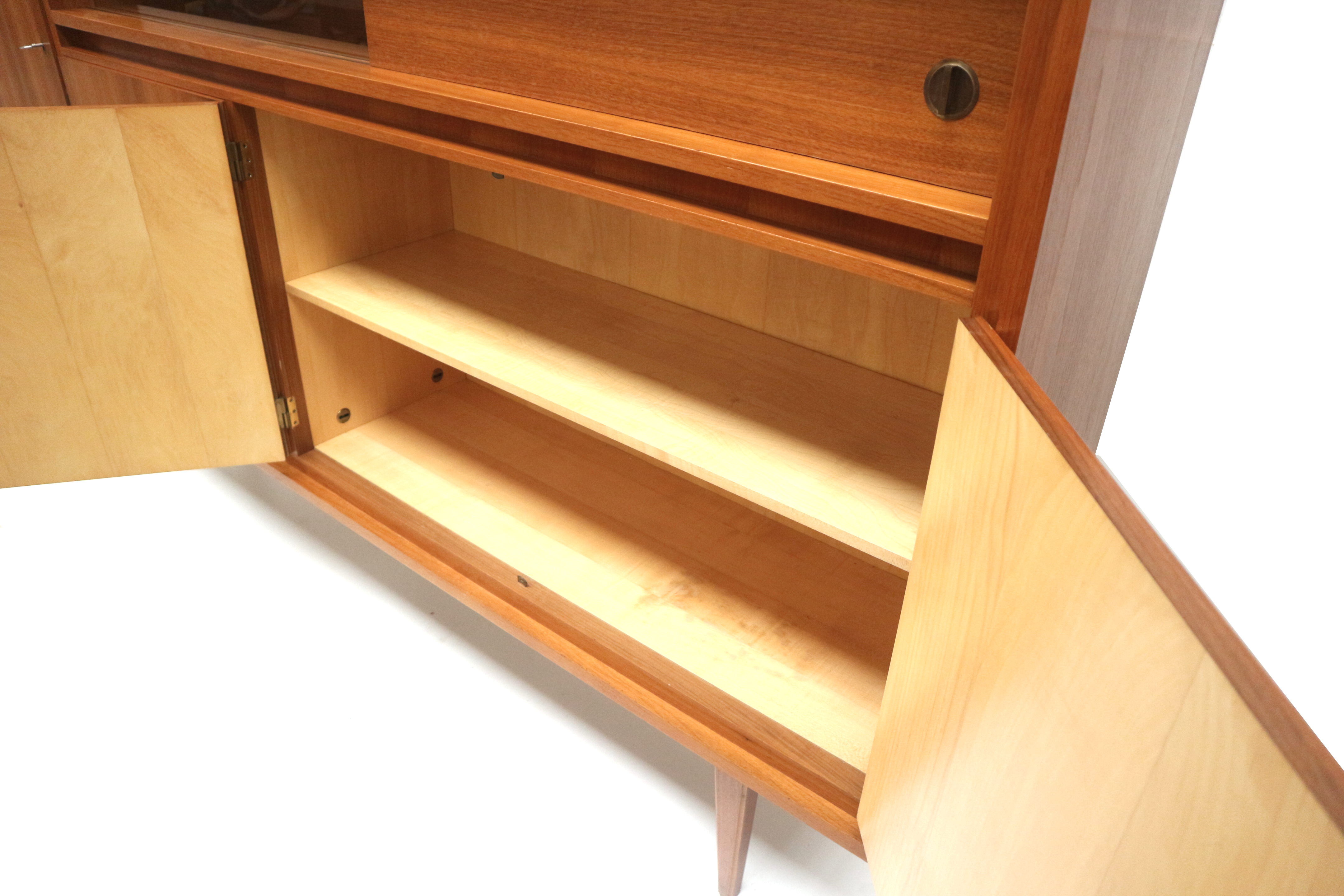 Buffet fabriqué dans les années 60