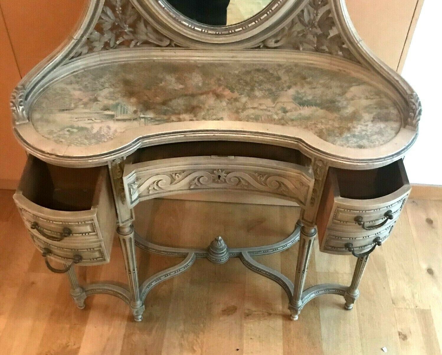 Louis XVI-style kidney hairdresser in patinated hetre