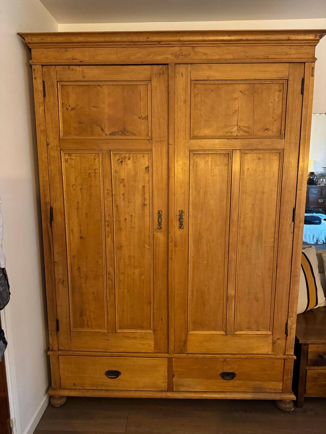 Magnificent solid oak wardrobe