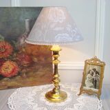 Lampe en laiton avec son abat-jour fait main avec motifs de fleurs