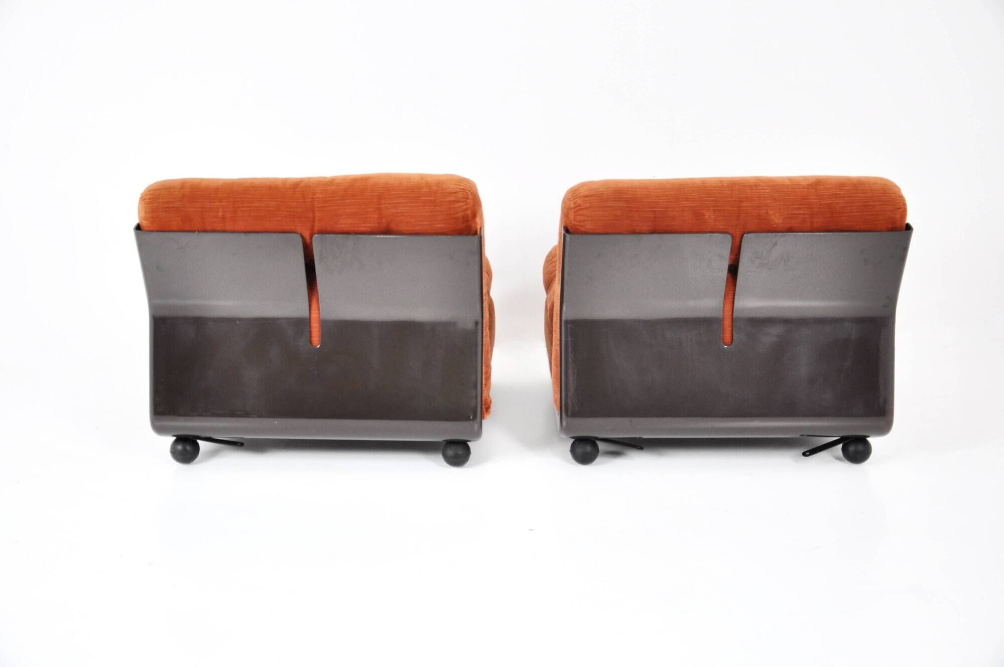 Set of 2 Amanta armchairs by Mario Bellini for B&B Italia, 1970