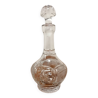 Carafe à liqueur en cristal taillé