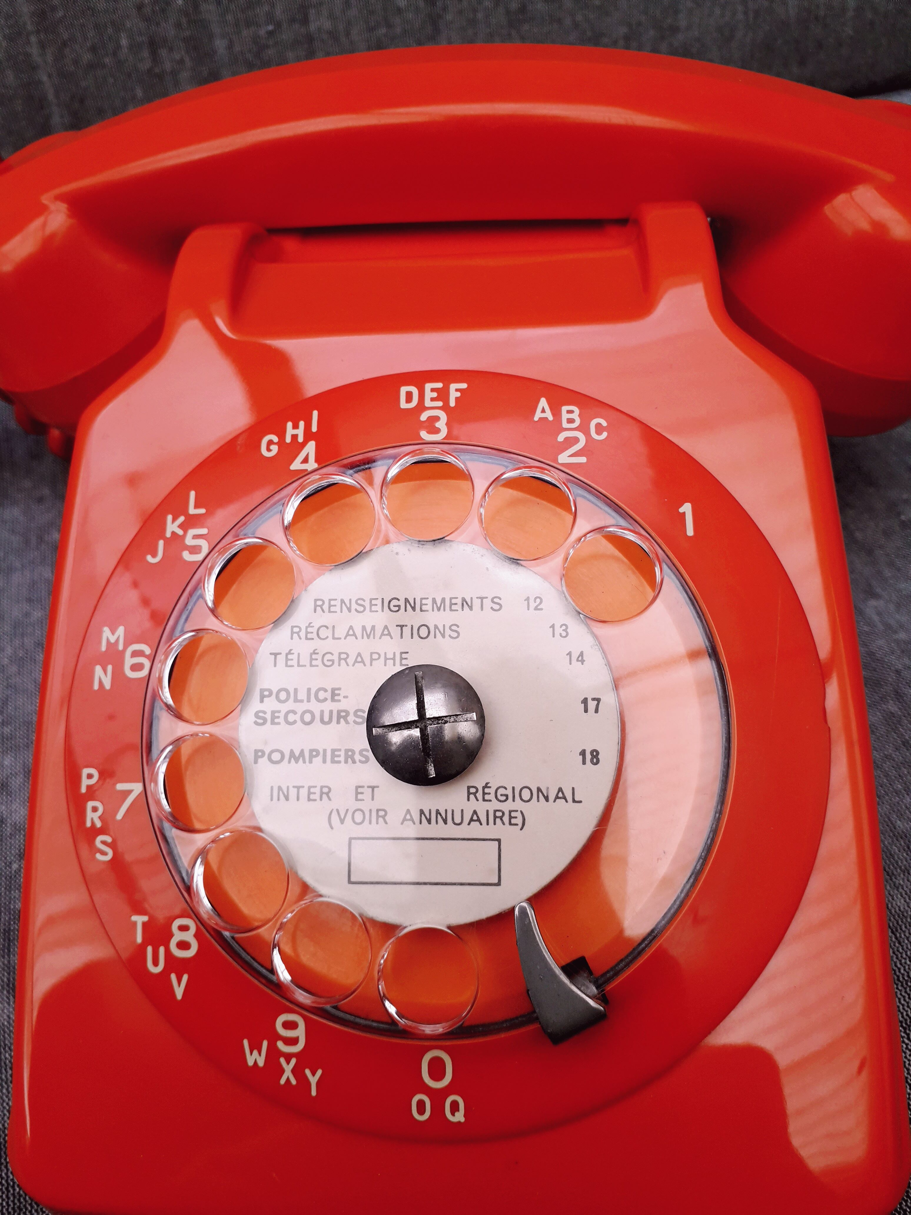 Phone orange vintage s63 socotel with dial