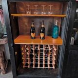 Wine cabinet