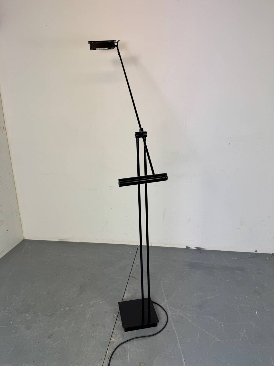 Iconic Black Samurai Floor Lamp by Shigeaki Asahari for Stilnovo, 1980