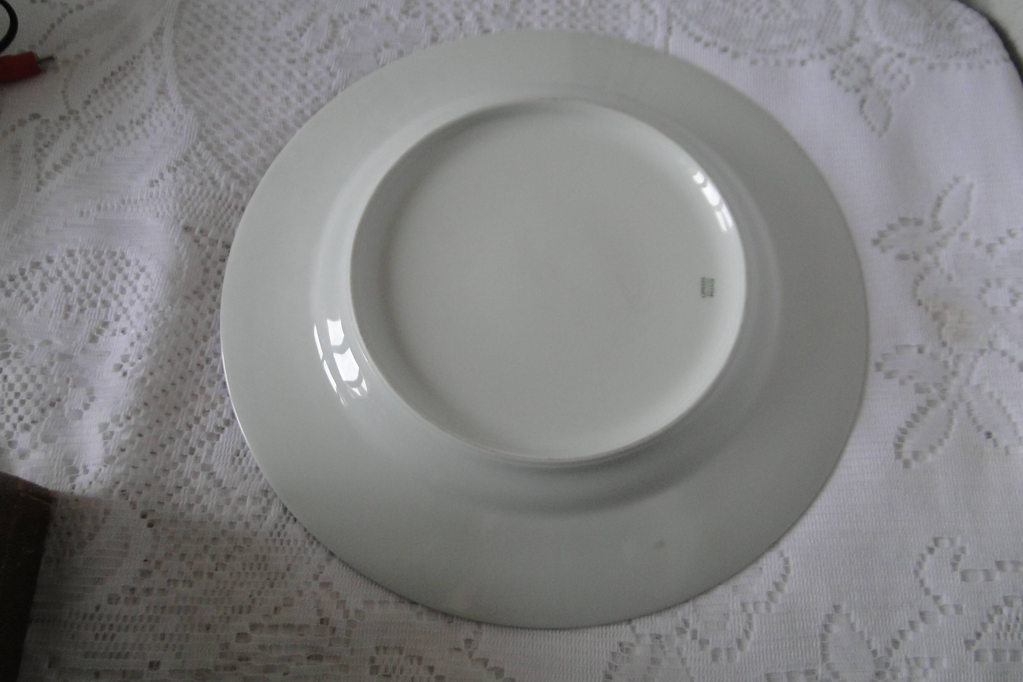LARGE LIMOGES PORCELAIN SERVING DISH
