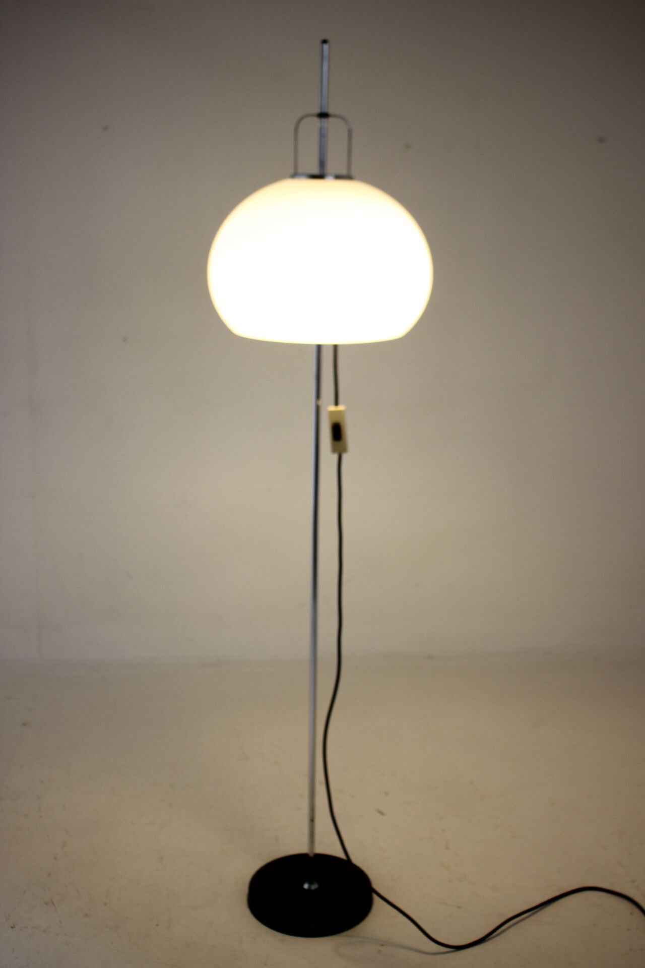 1970s Adjustable Floor Lamp Designed by Guzzini for Meblo,Italy