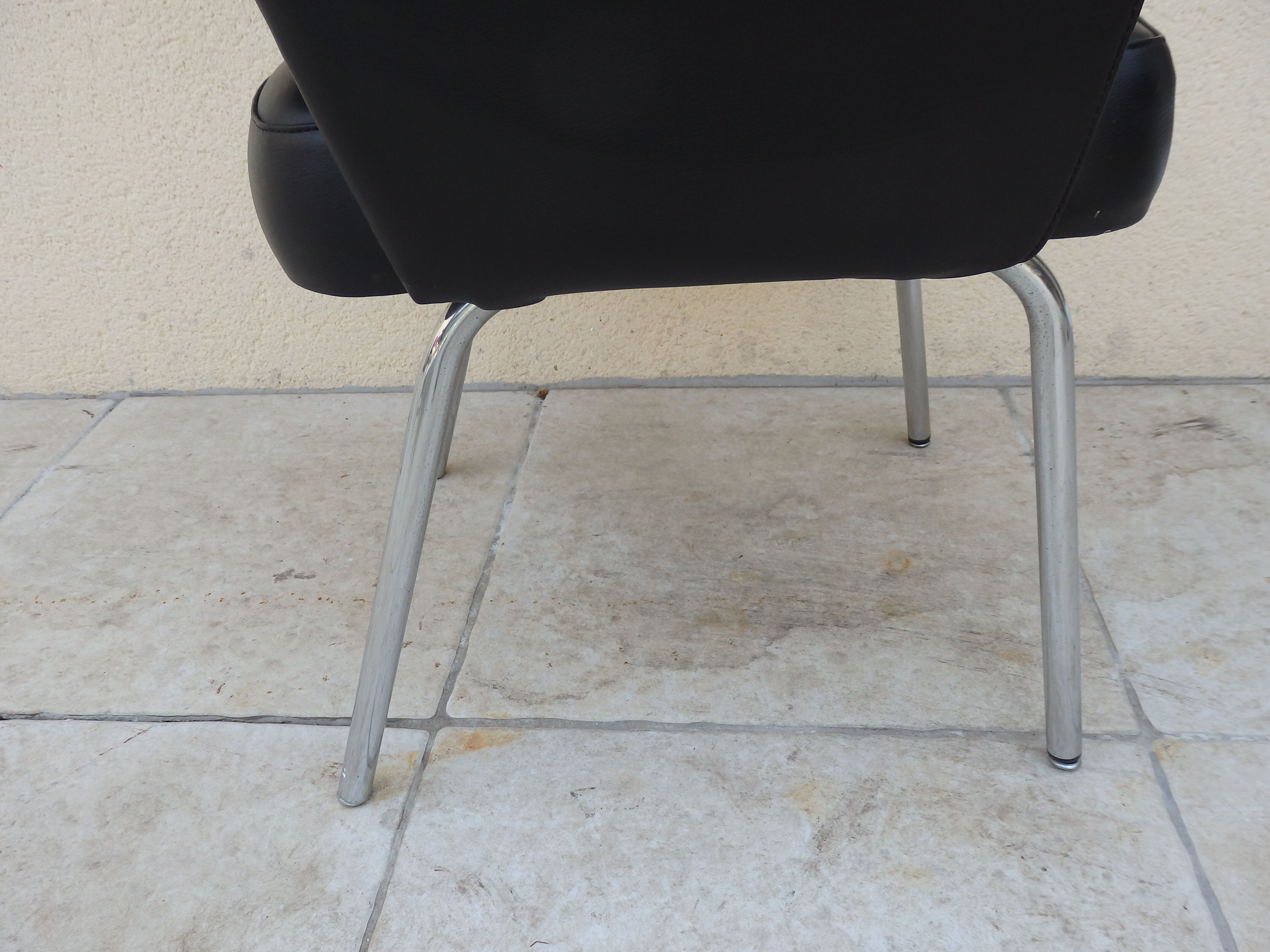 Vintage conference armchair skai black year 50/60