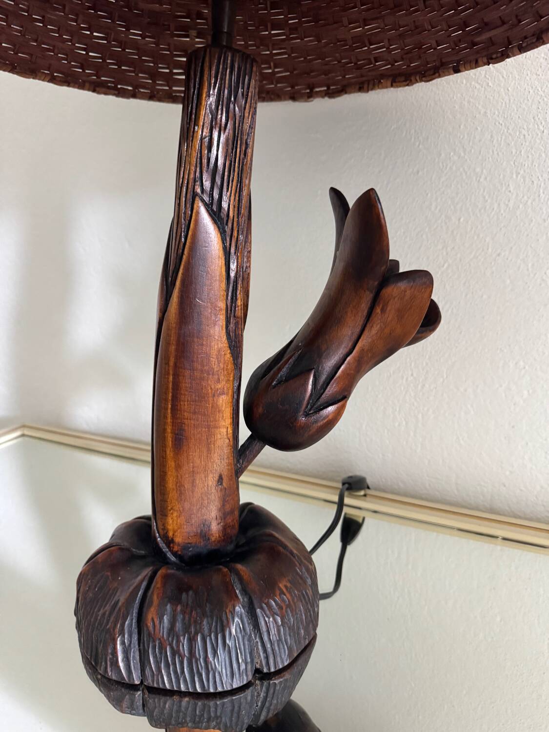 Floral carved wood lamp from the 60s