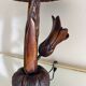 Lampe en bois sculpté figurant une fleur, années 60