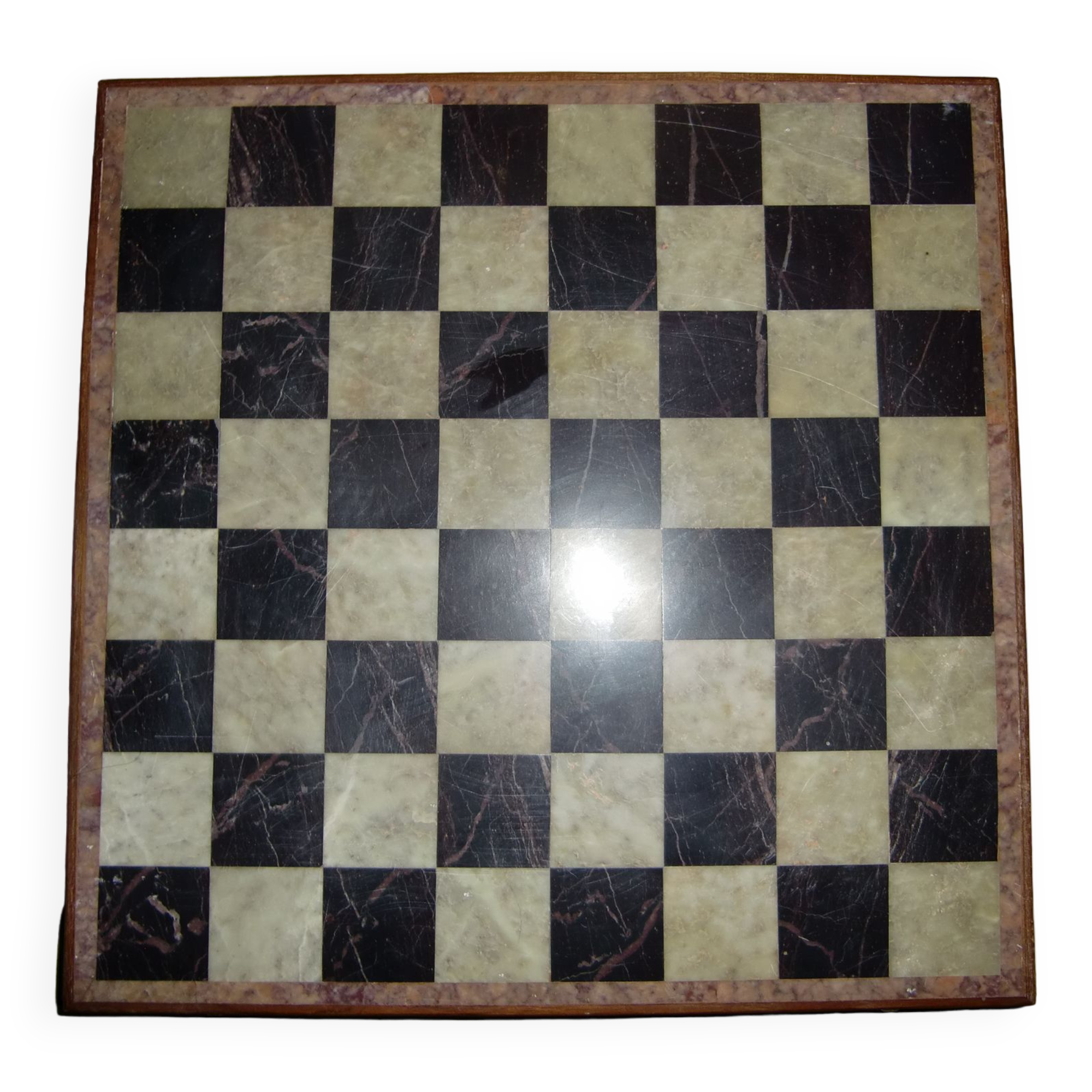 Large two-tone onyx chess box
