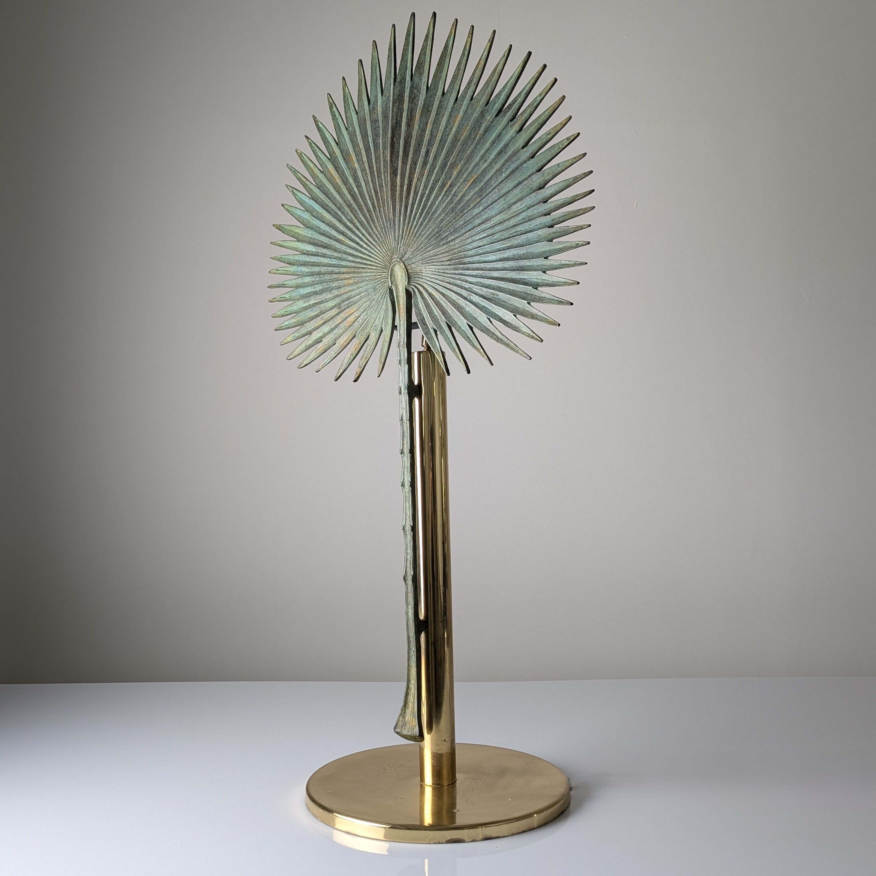 Monumental Valenti table lamp with fan palm leaf in bronze and brass, 1970s