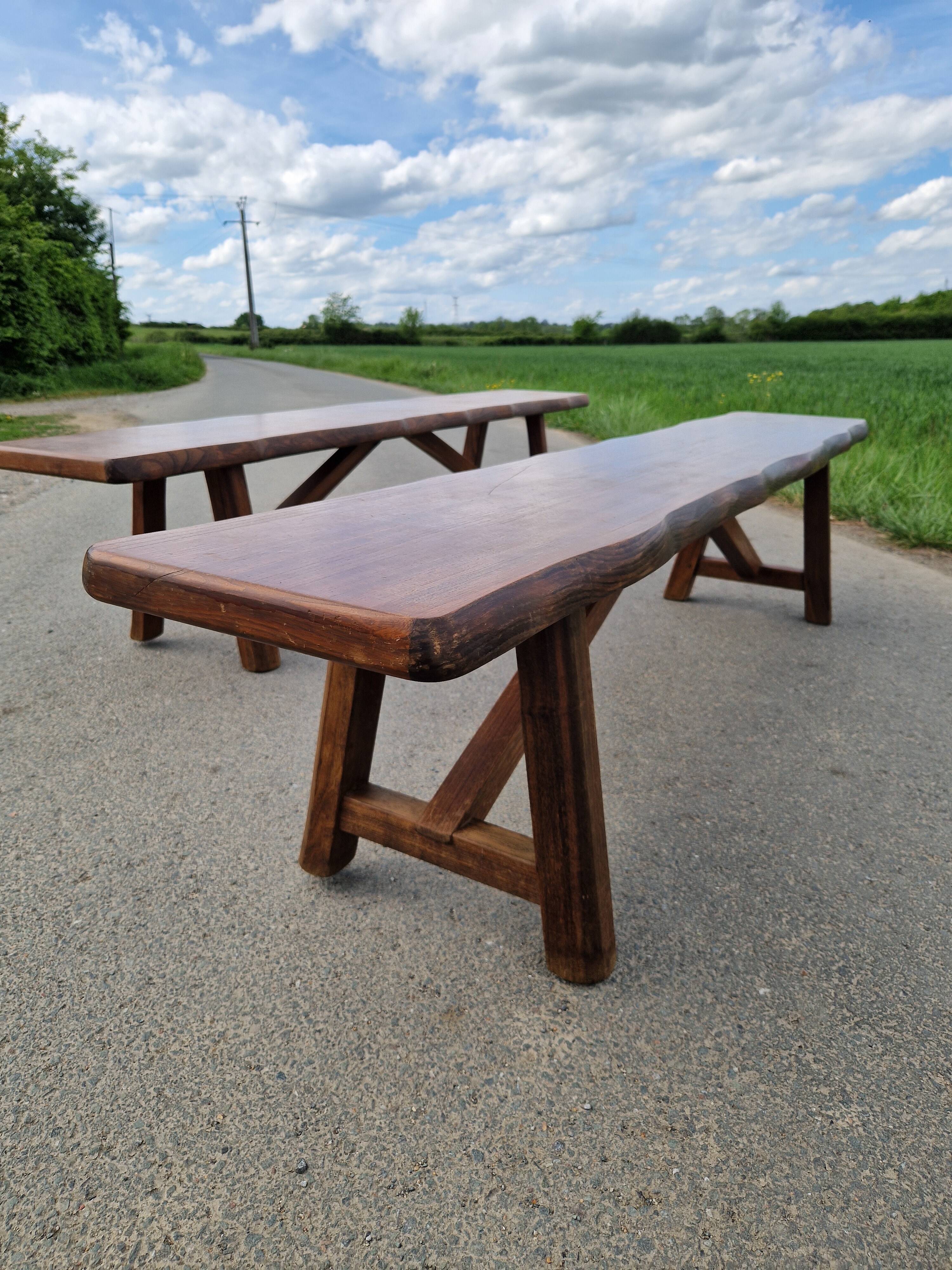 Lot de 2 bancs en orme massif par Aranjou