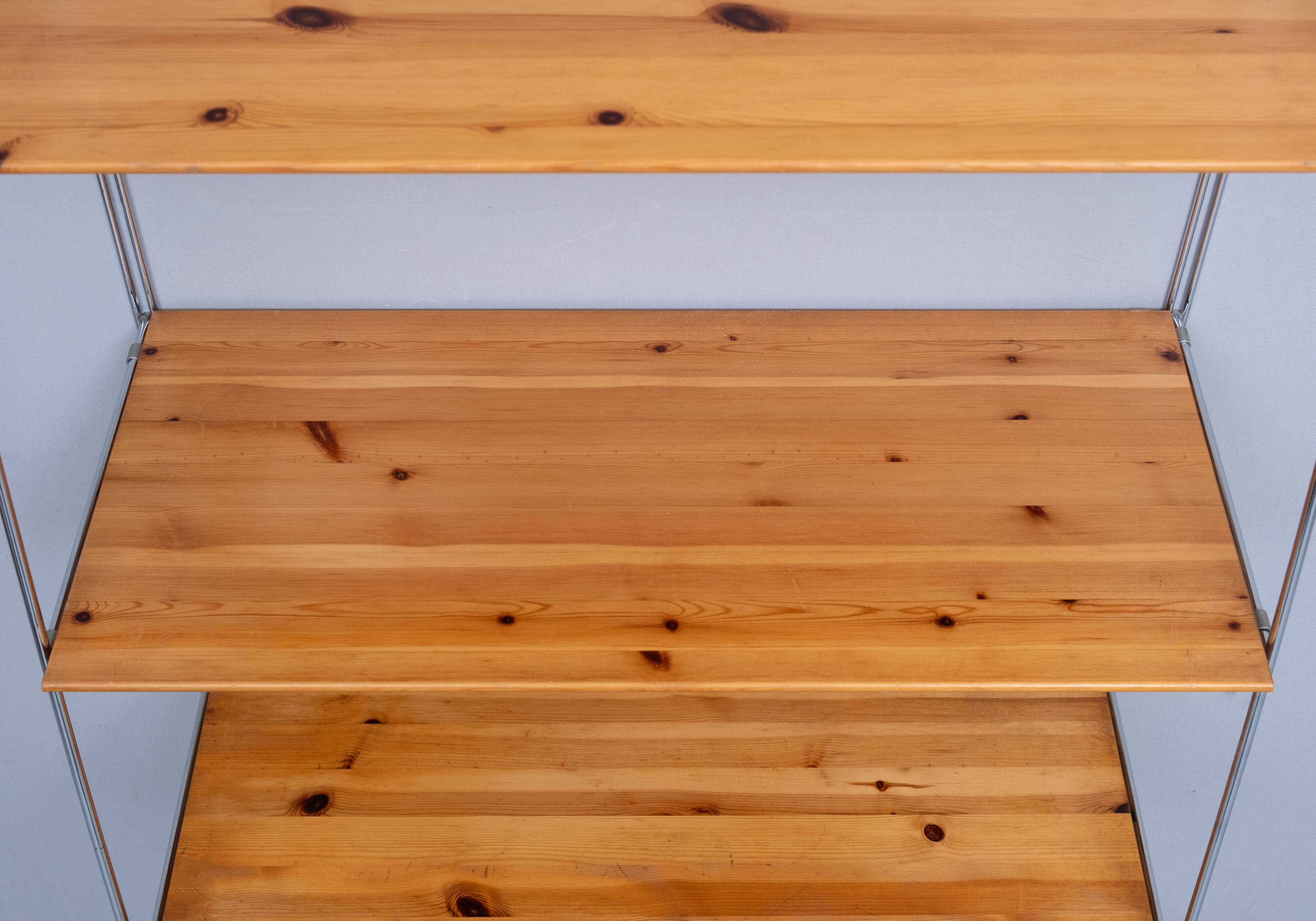 Wire shelf / wall bookcase “Artist” Ikea 1990s