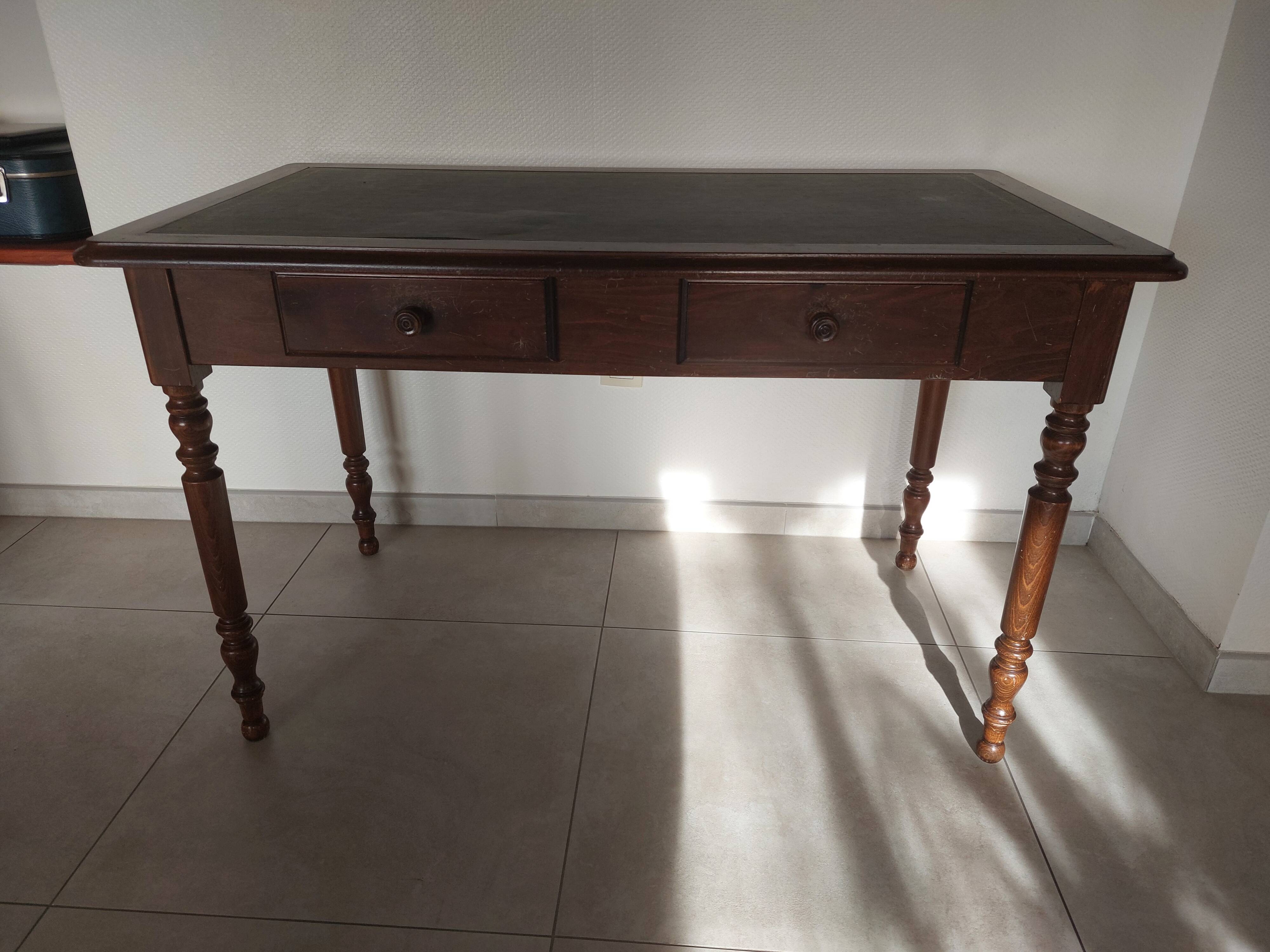 wooden desk, green leather top