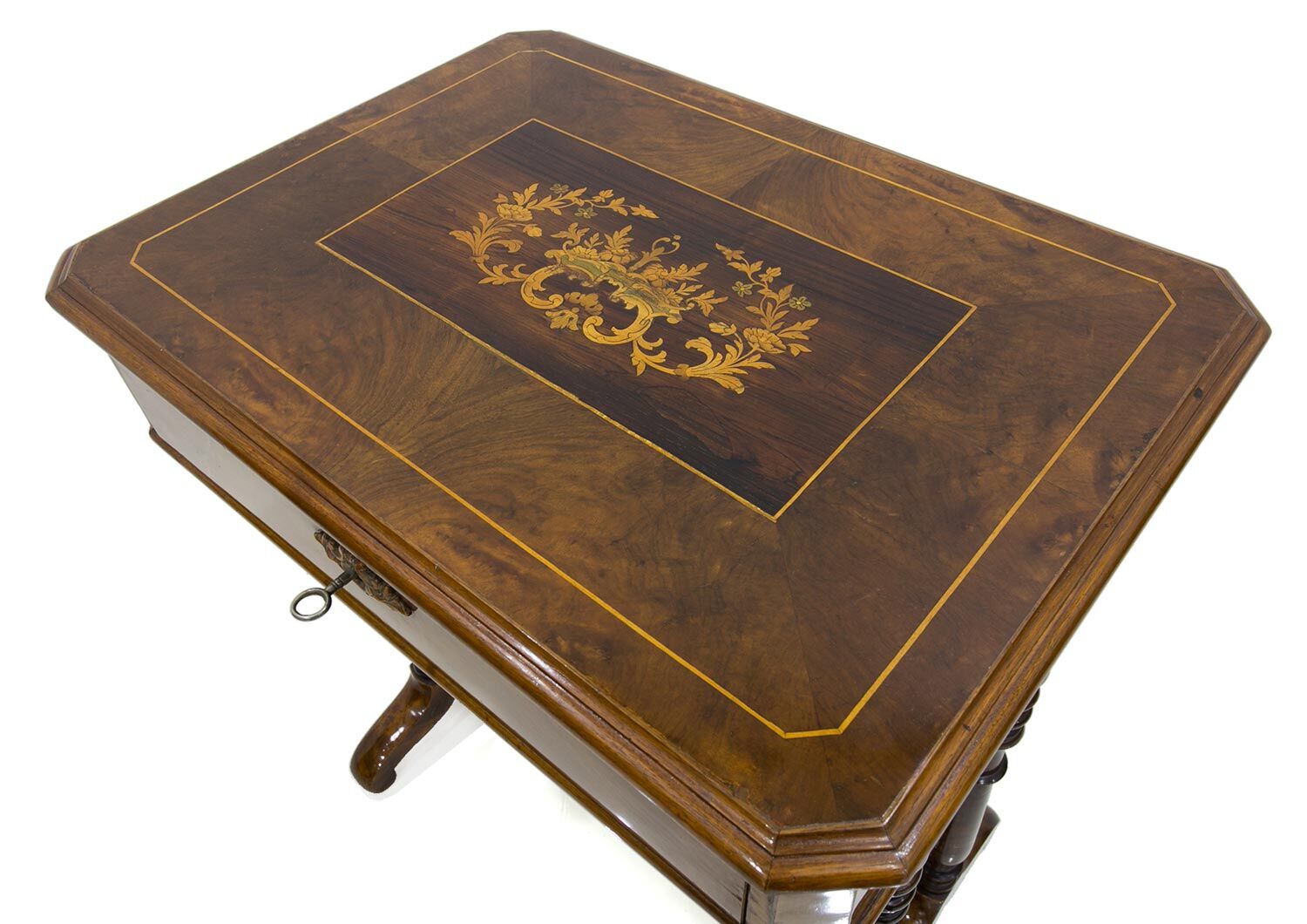 Table d'appoint, France, vers 1820