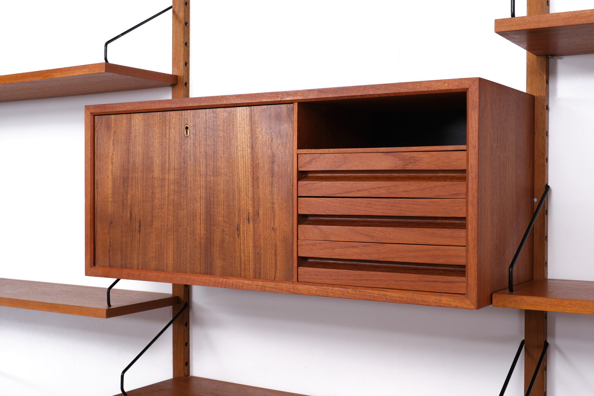 Large Poul Cadovius Royal wall system 1950s Denmark