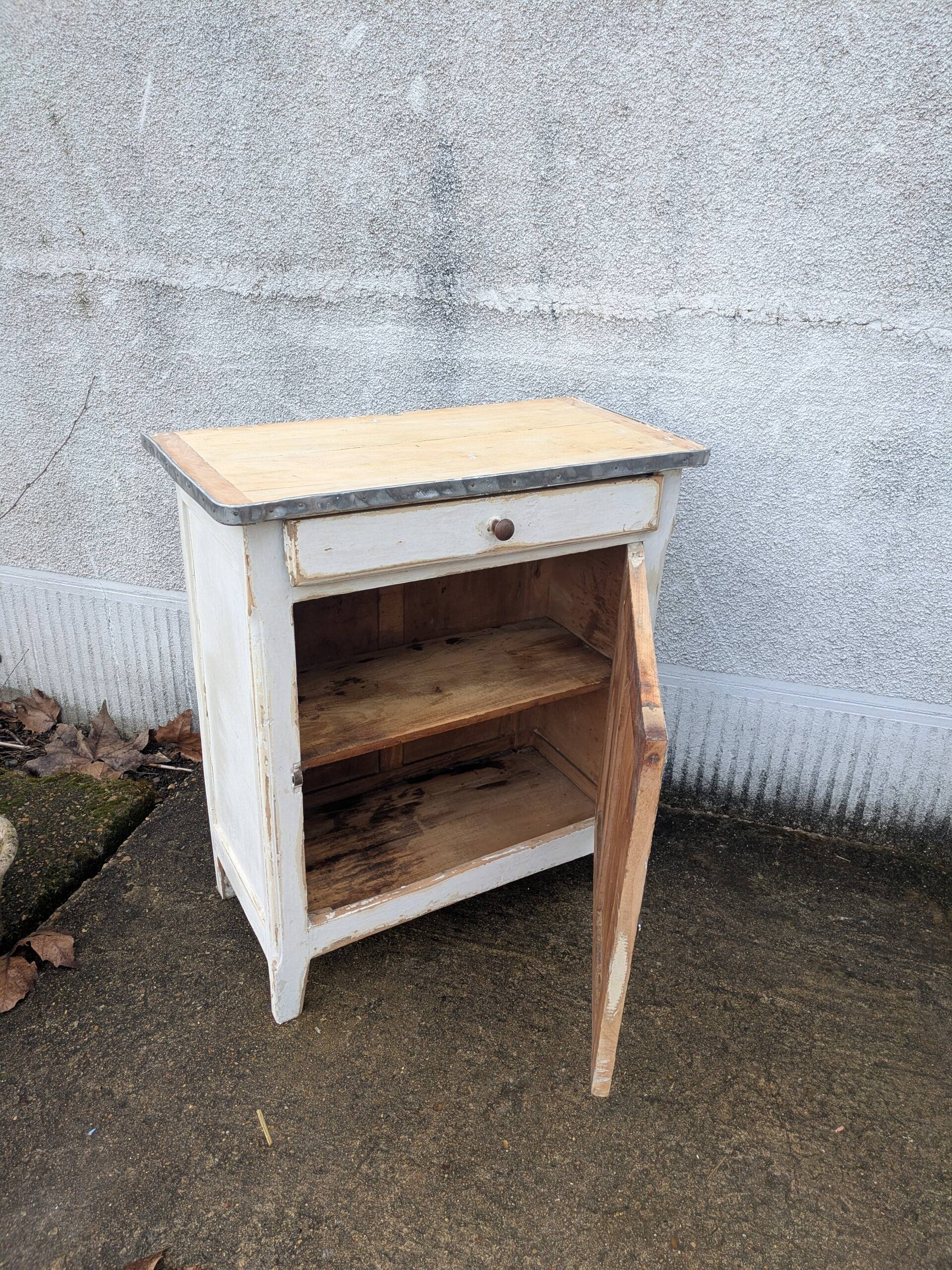 Little Parisian buffet