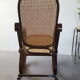 Rocking chair cannage et bois courbé