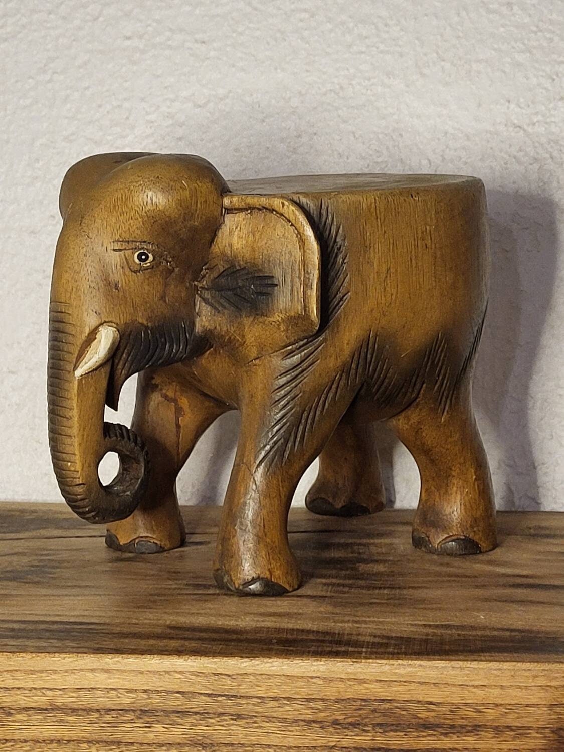 Elephant plant holder