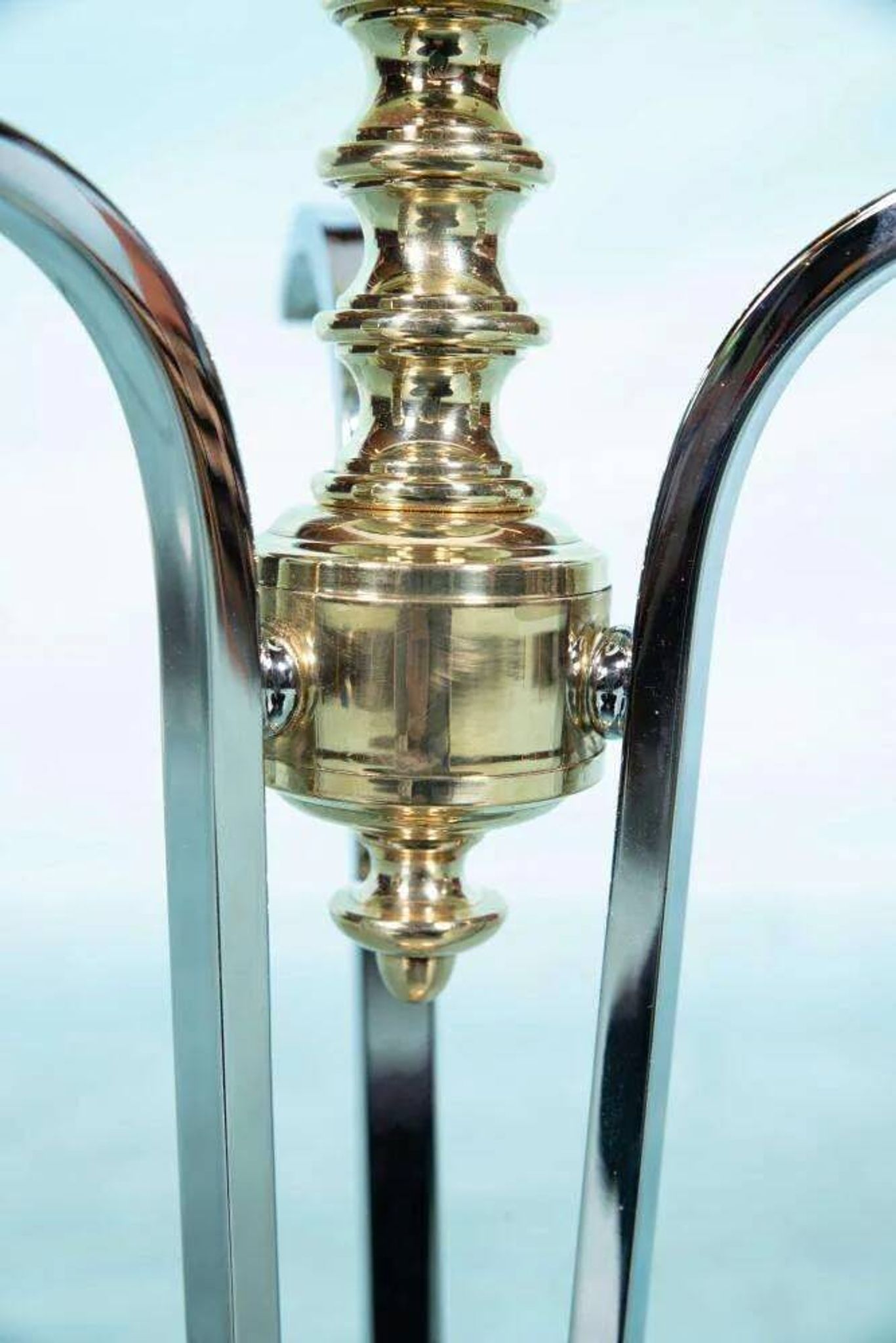 Vintage brass table lamp in Hollywood Regency style from the 50s/60s.