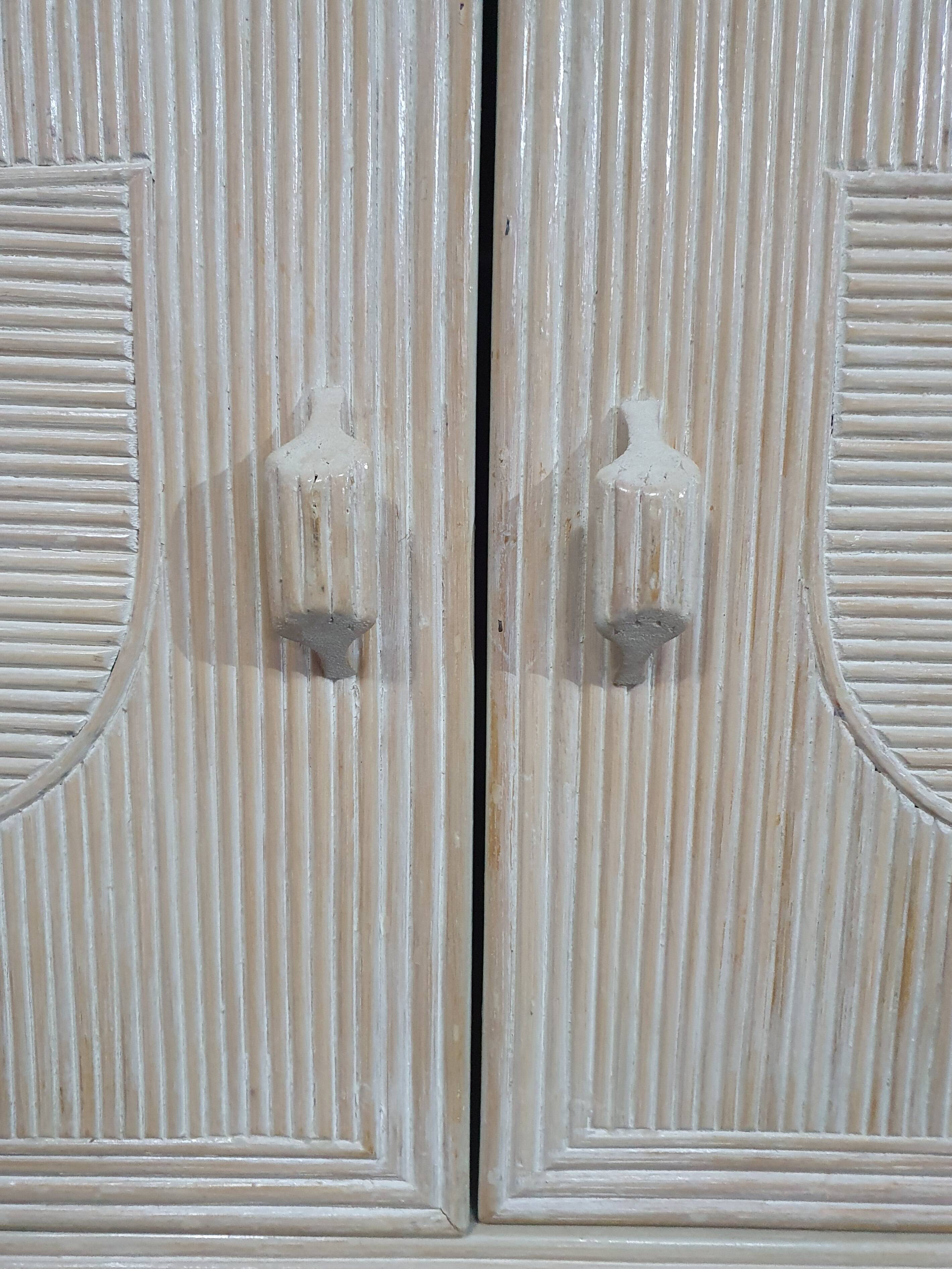 Split reed side board/cabinet 80 x 80 x 40 cm