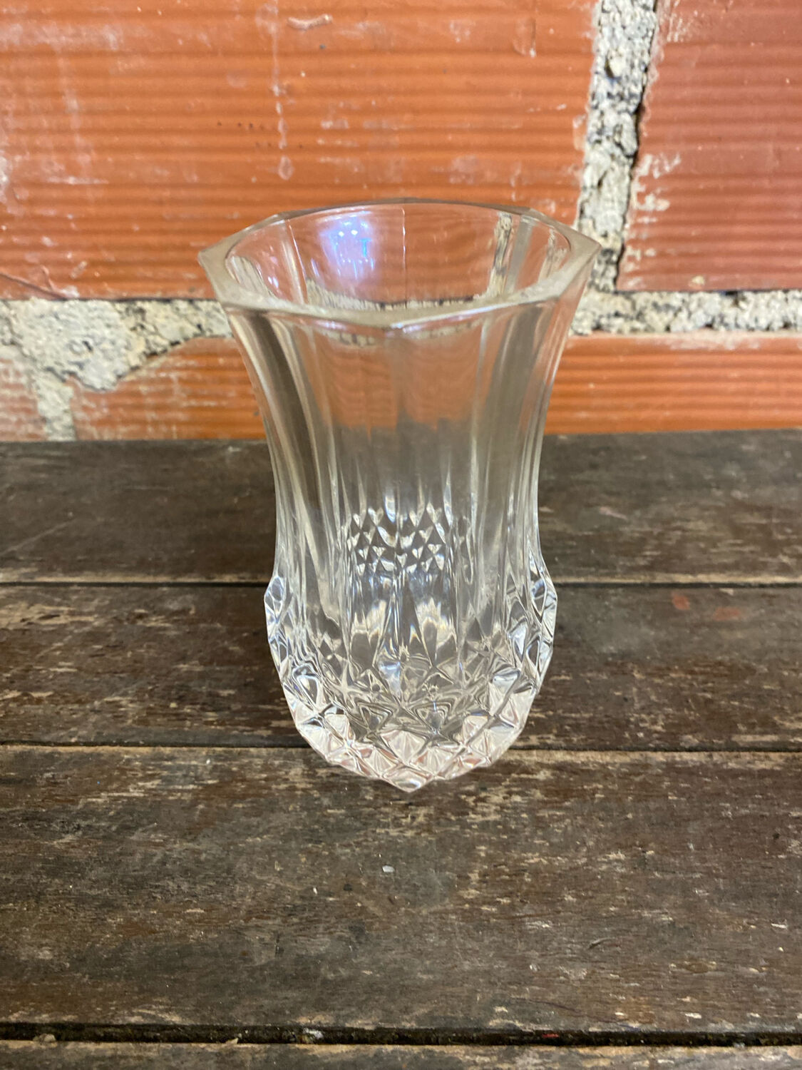 Ancient crystal d'arques vase model longchamp médicis moulded glass vintage