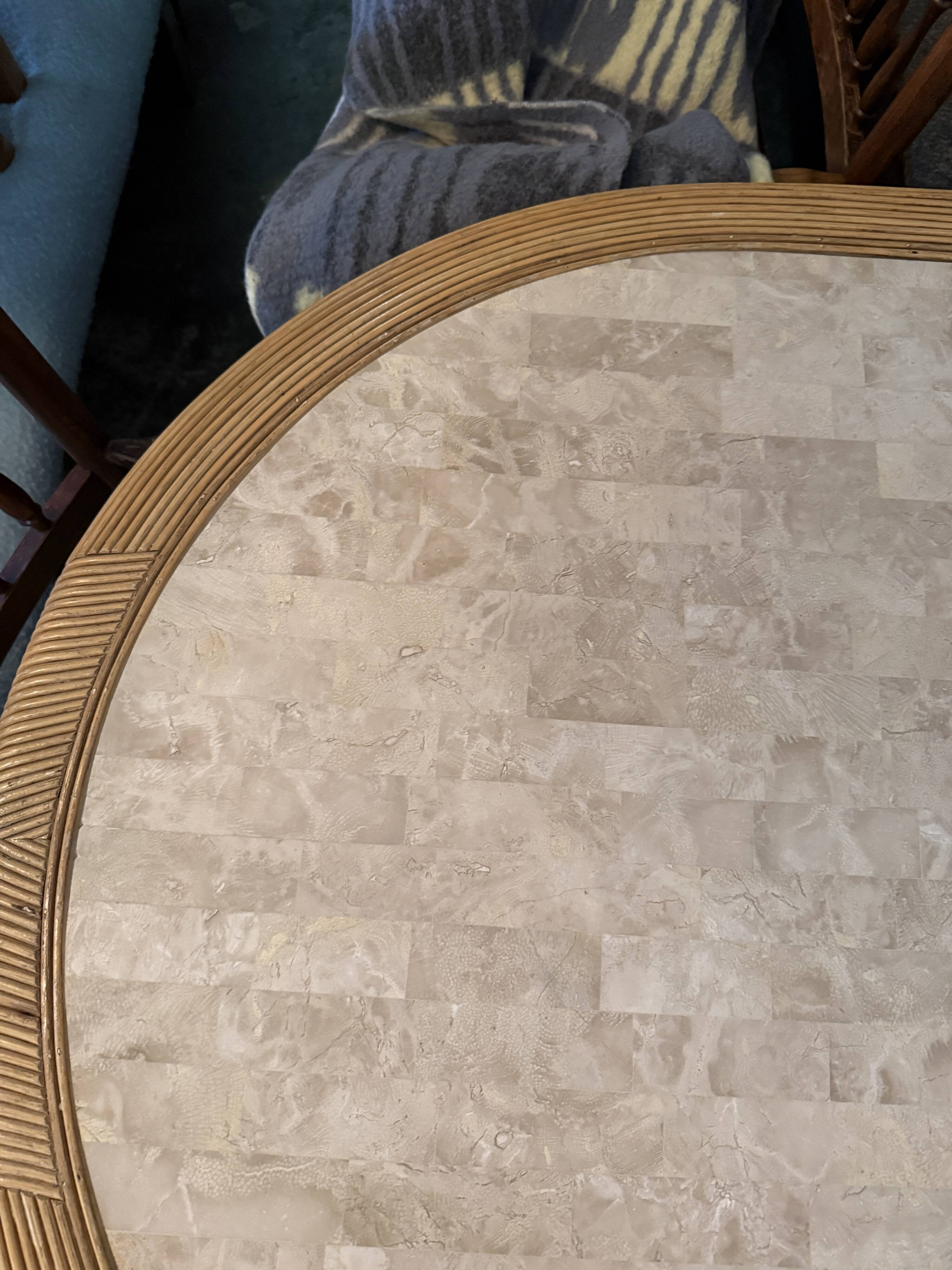 Table à manger en rotin et travertin Vivai del Sud, Italie, années 1960.